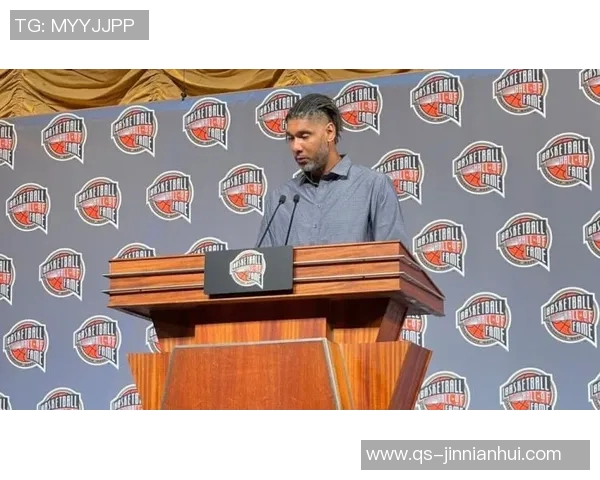 蒙蒂称赞罗伊年轻无弱点比肩邓肯的全能表现令人惊叹