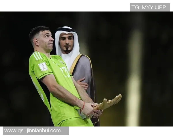 马丁内斯称梅罗为足球榜样六届世界杯是对他们的最佳回报