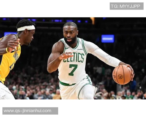 杰伦布朗谈凯尔特人大学理念努力提升球员篮球认知与赛场智慧