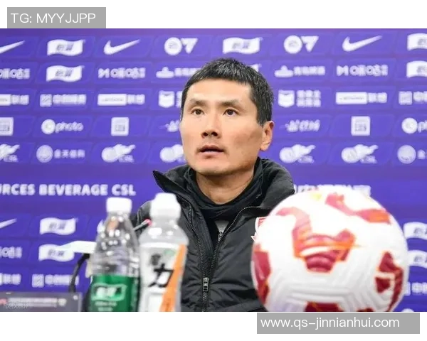 吴曦赞邵佳一严谨态度期待他引领国家队取得优异成绩